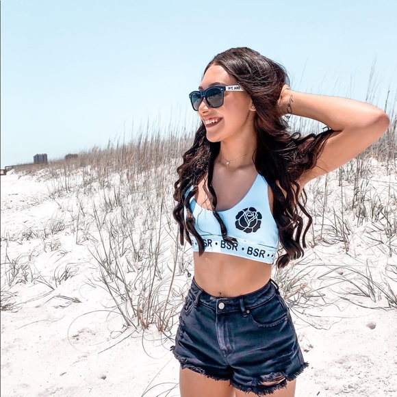 Meet your Posher, Carisma - Picture 1 of 1